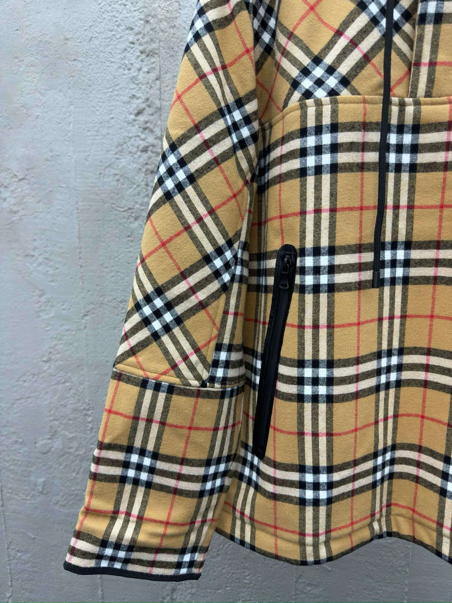 Mehrfarbige Jacke