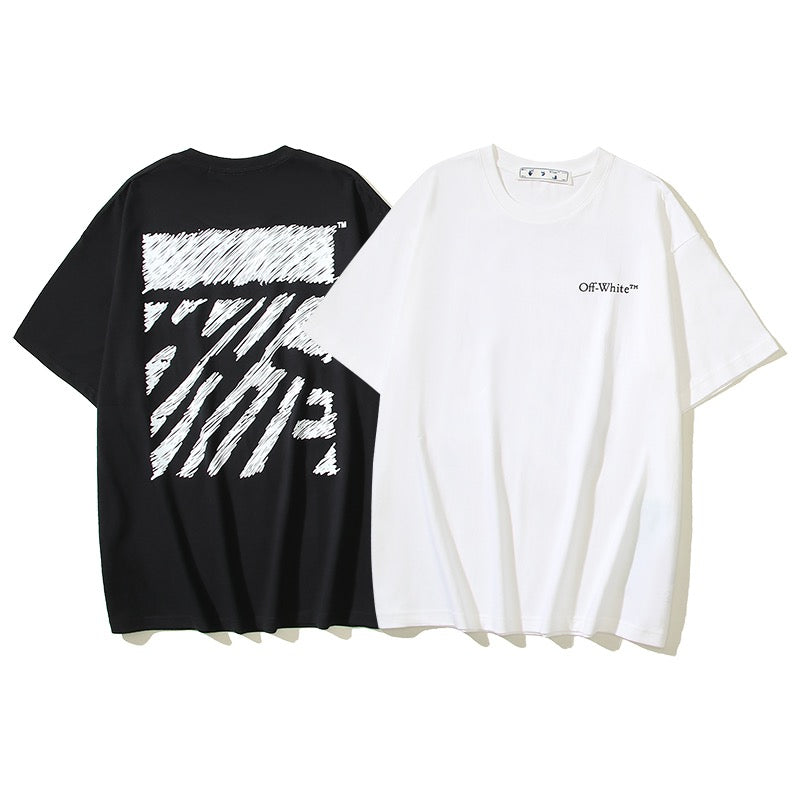 Schwarz-weißes T-Shirt