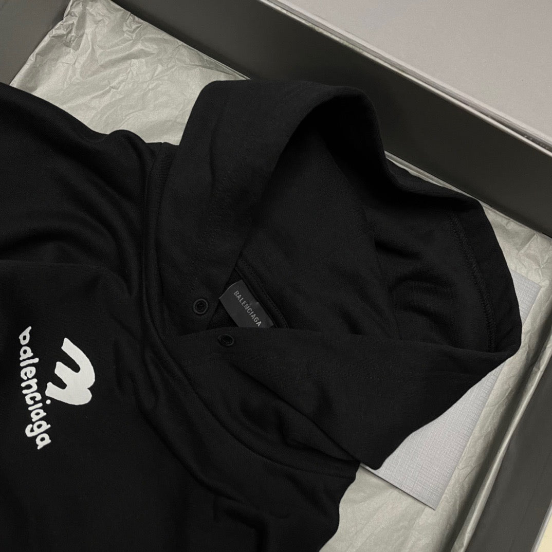 Schwarzer Hoodie