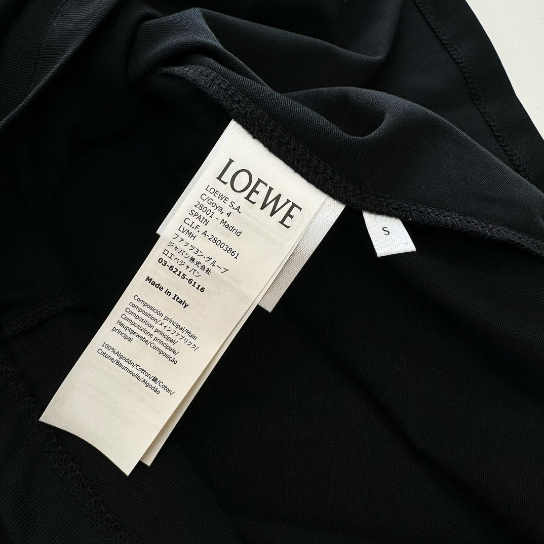 Black T-Shirt - FashionHype.xyz