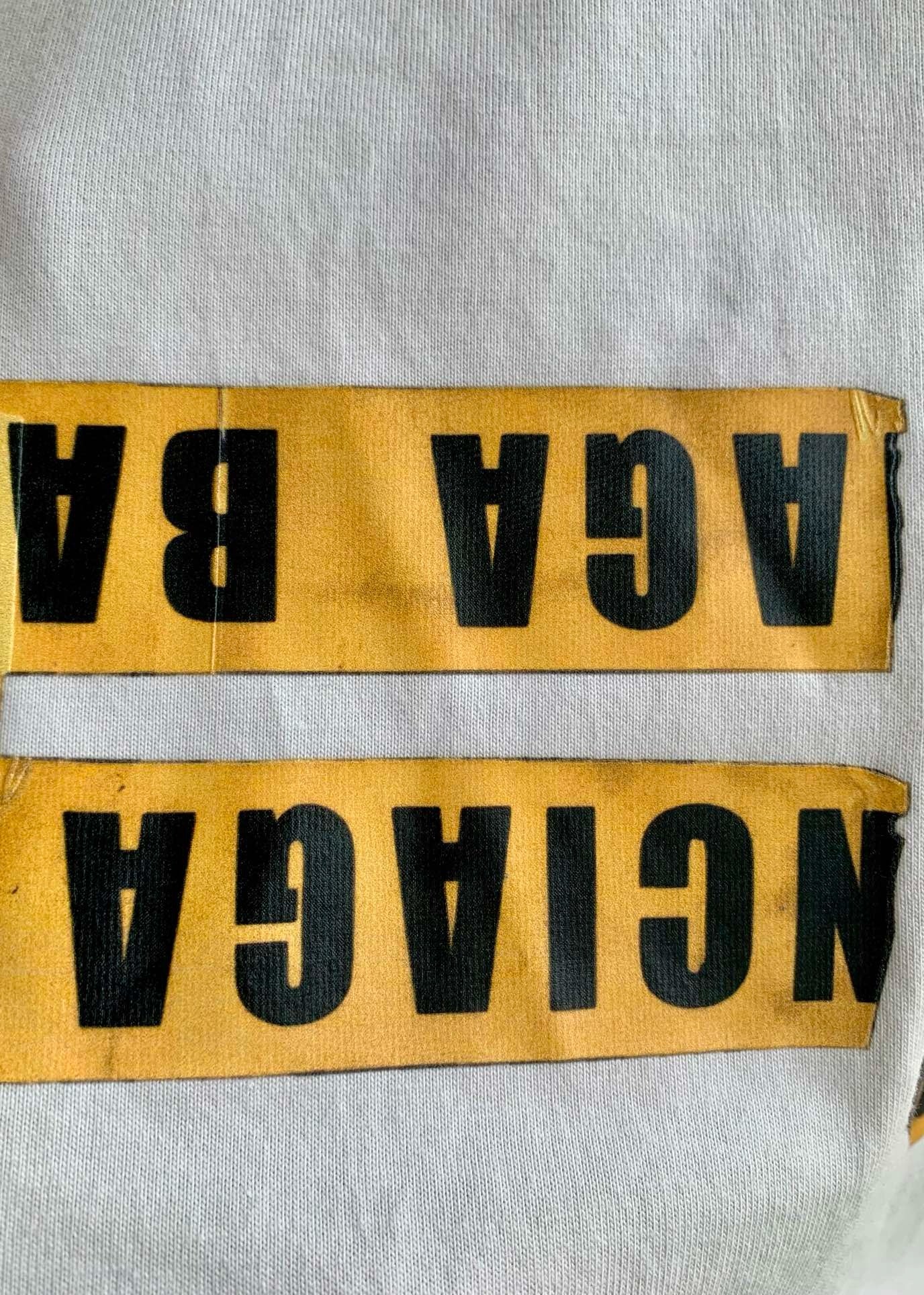 Schwarz-weißes Trikot