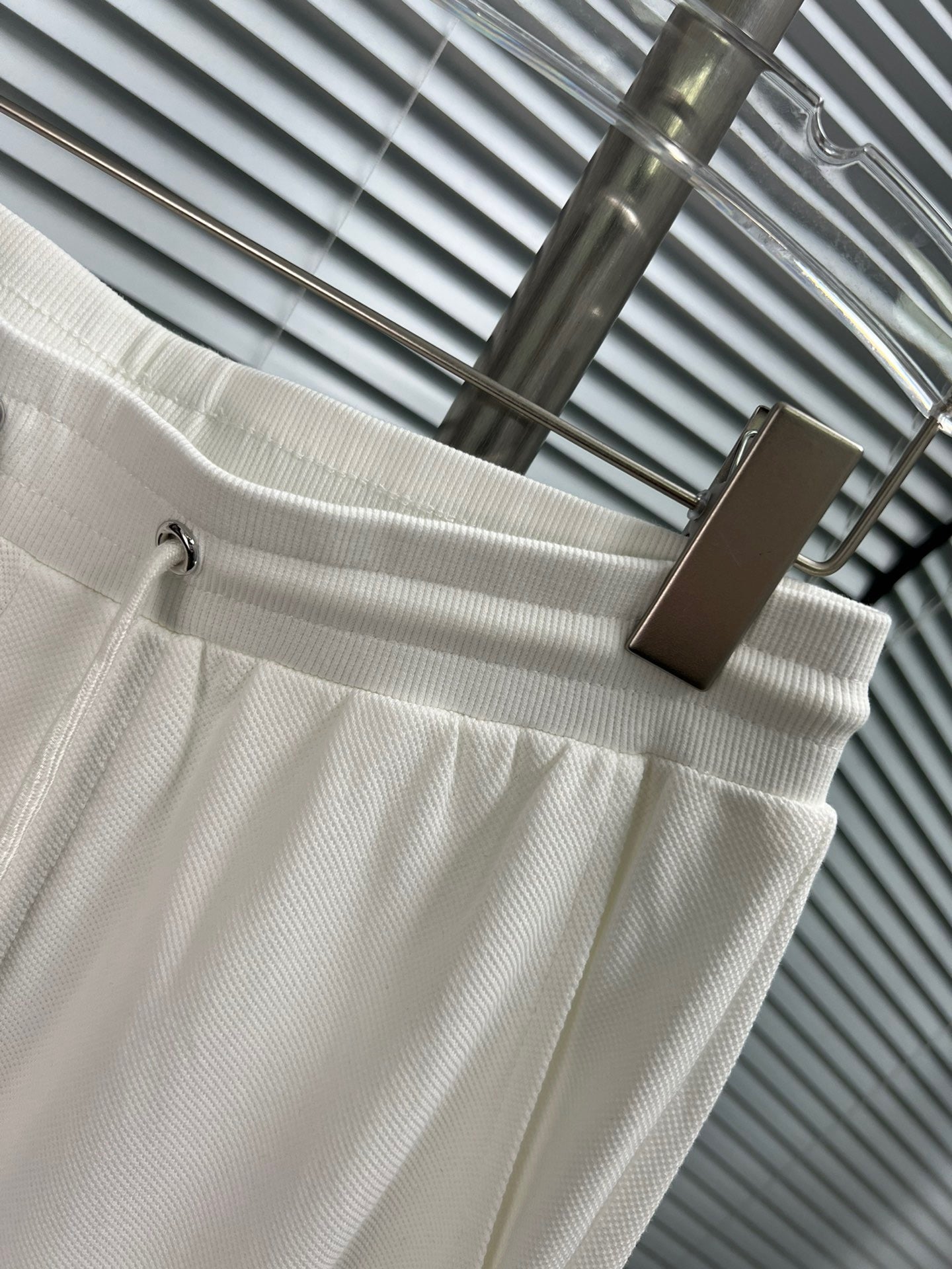 Mehrfarbige Hose