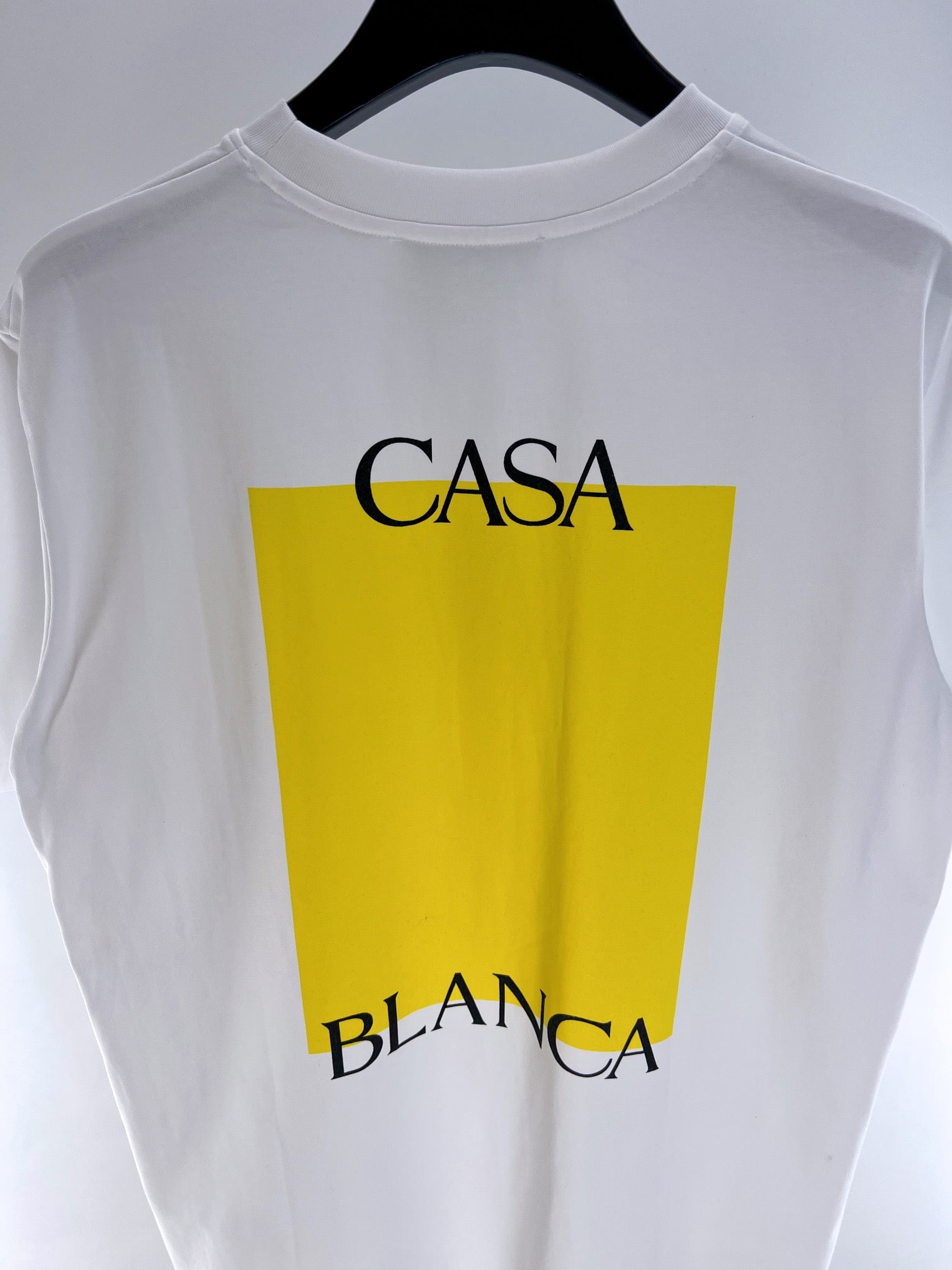 weißes T-Shirt
