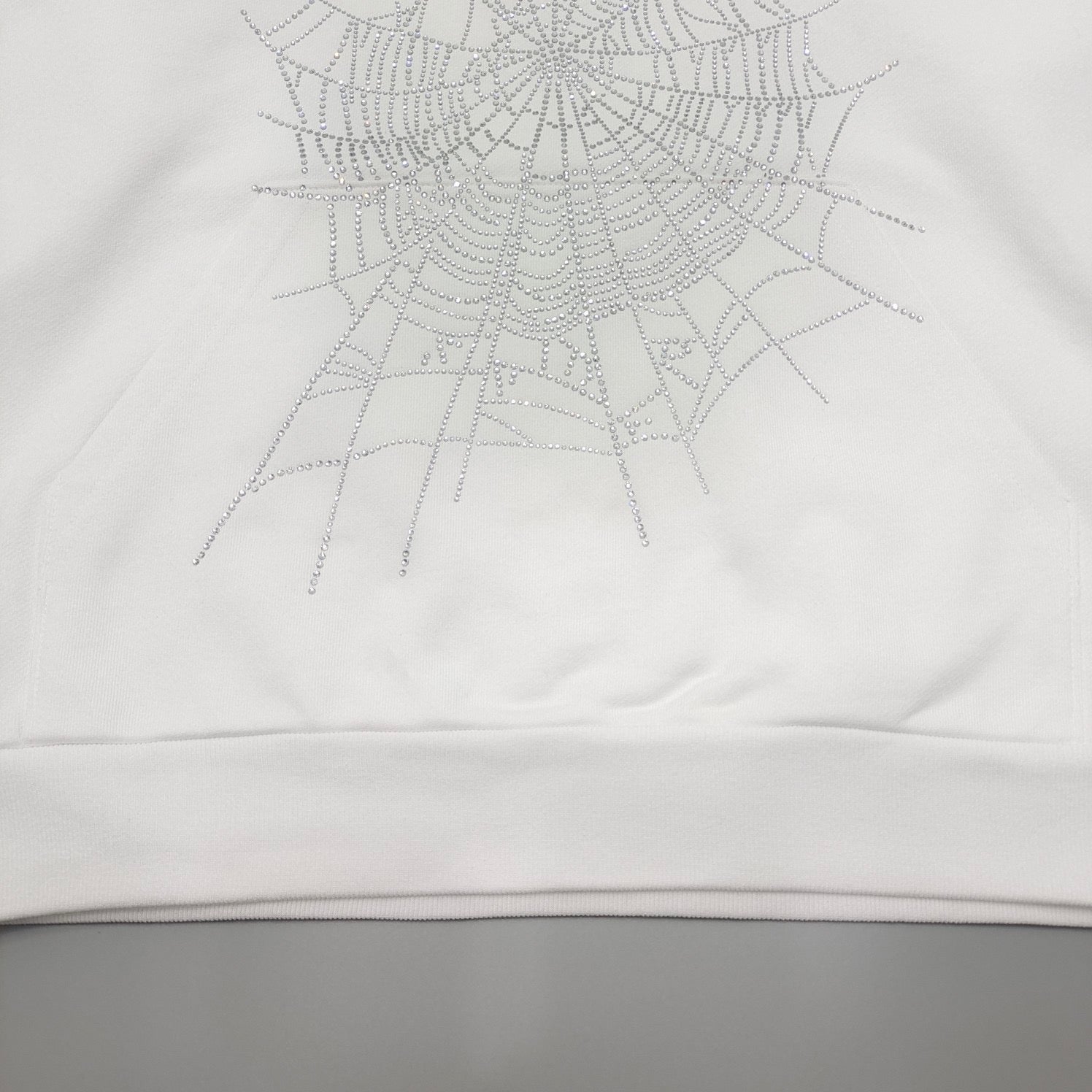 Weißer Hoodie