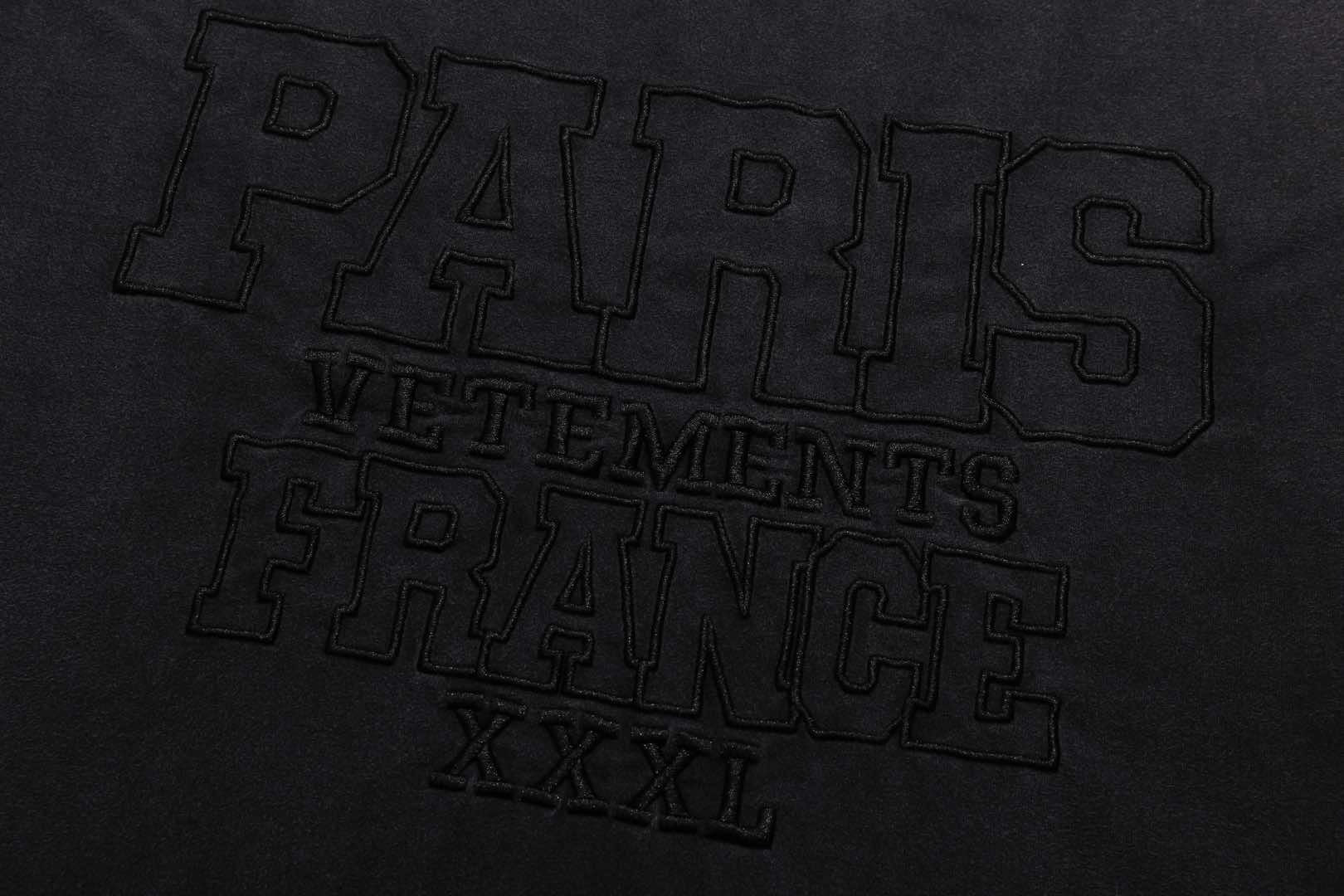 Black T-Shirt - FashionHype.xyz