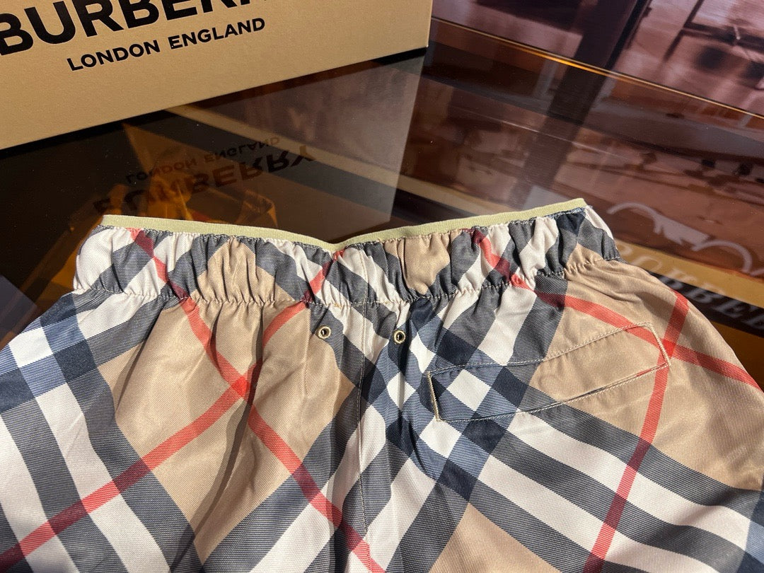 Mehrfarbige Shorts