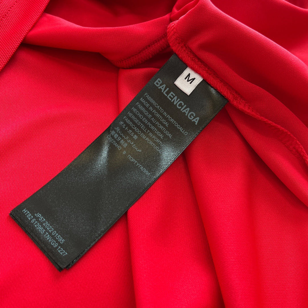 Black and Red T-shirt - FashionHype.xyz