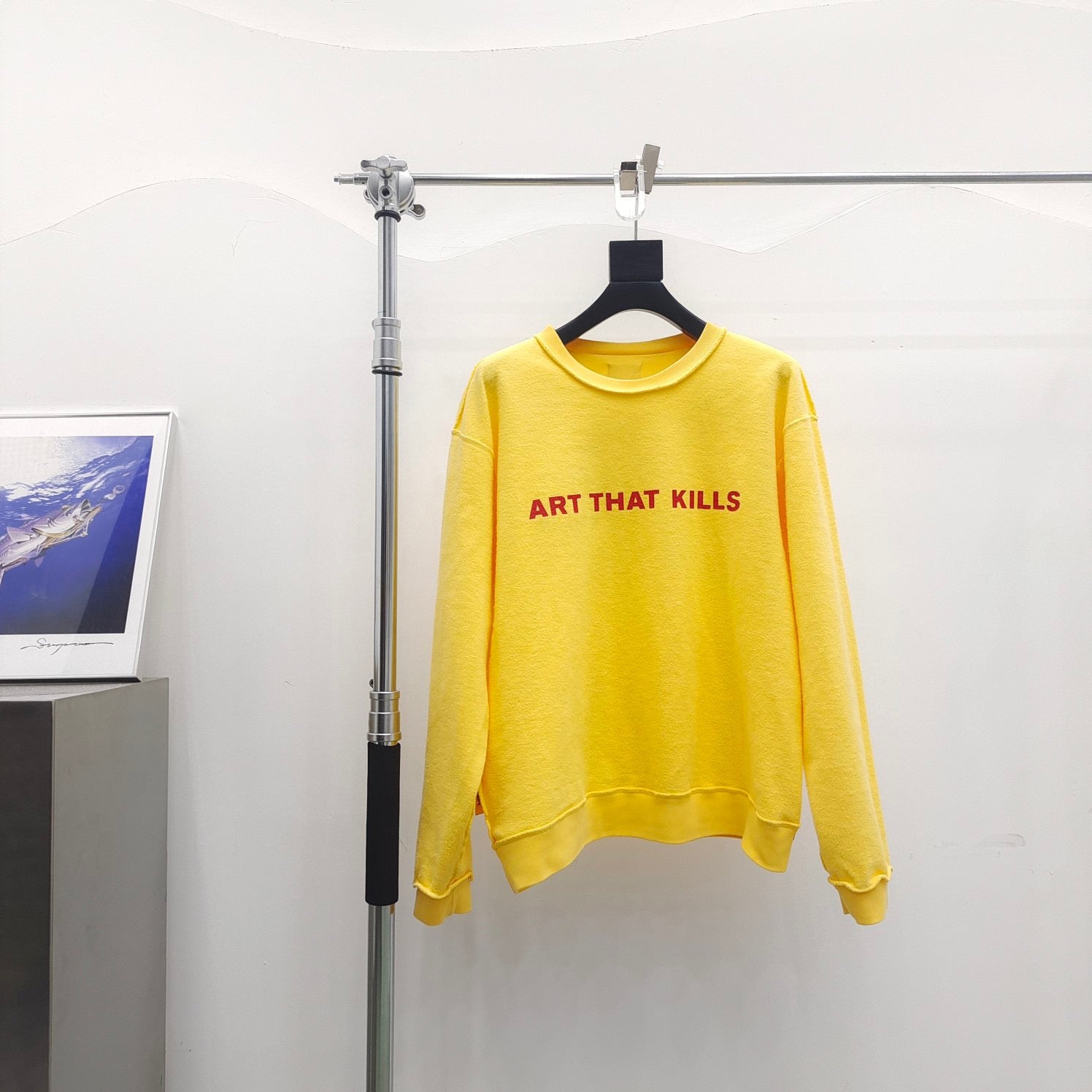 Gelbes Sweatshirt