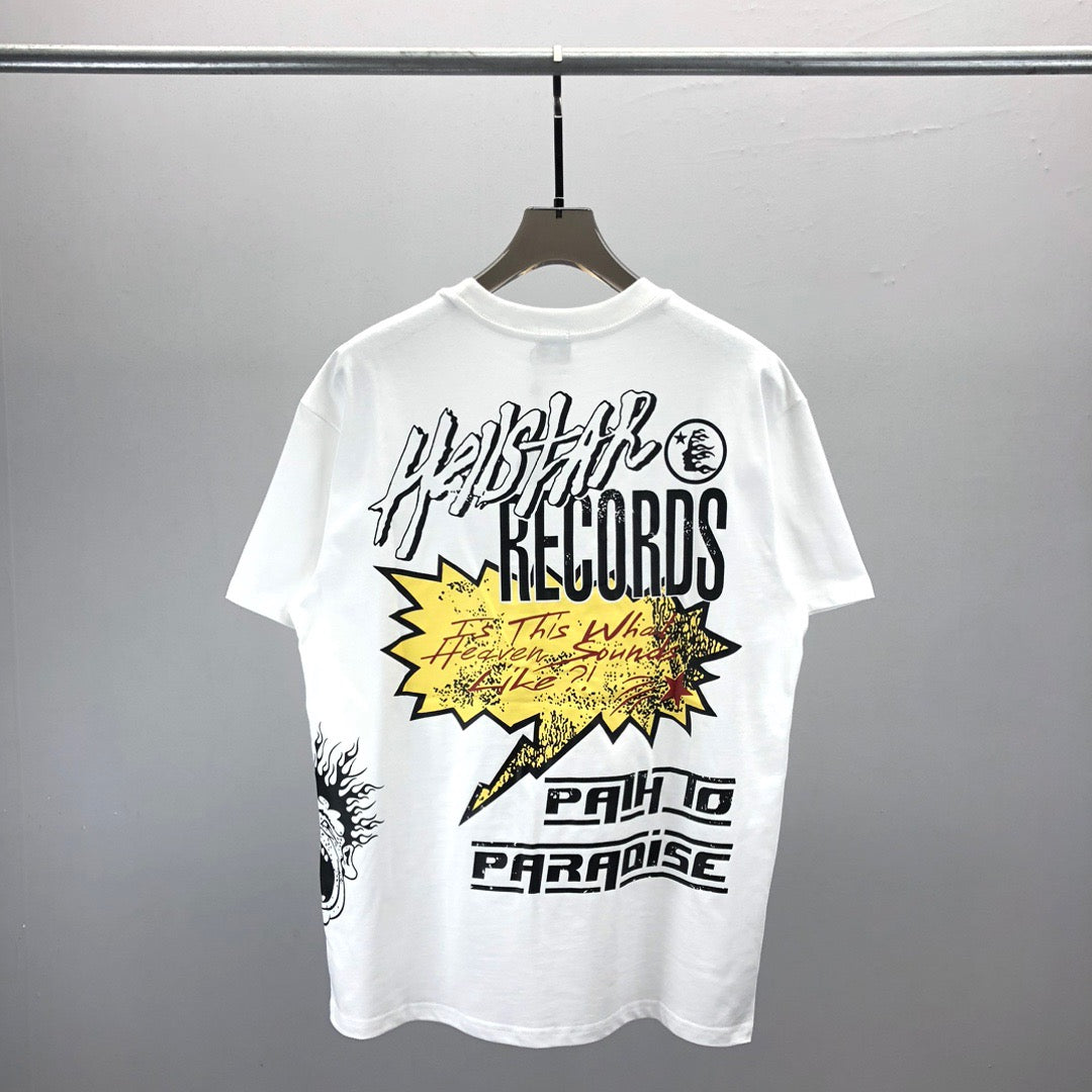 Schwarz-weißes T-Shirt