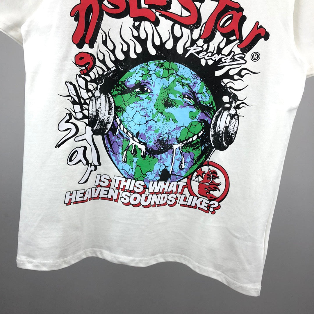 Schwarz-weißes T-Shirt