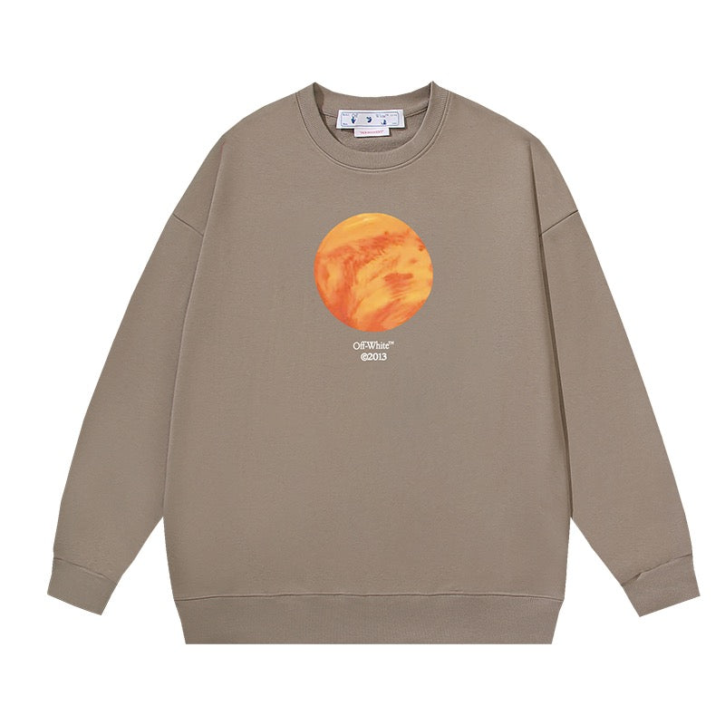 Braunes und schwarzes Sweatshirt