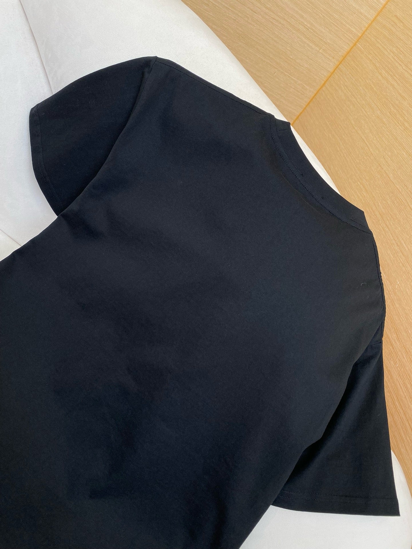 Schwarzes T-Shirt