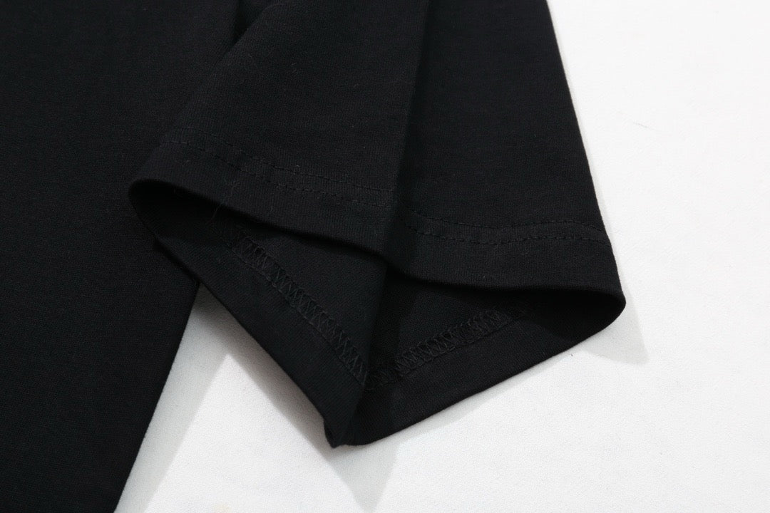 Schwarzes T-Shirt