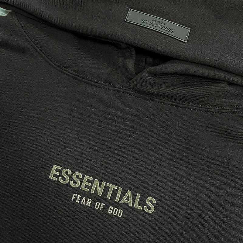 Schwarzer Hoodie