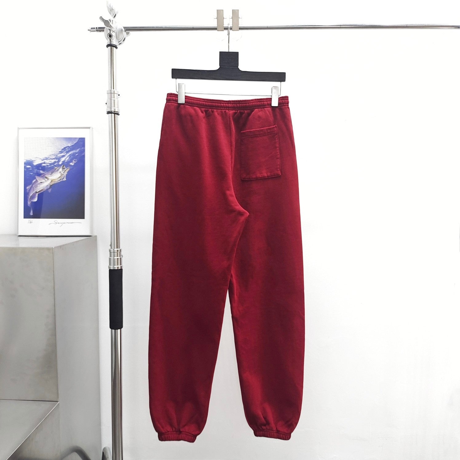 Grüne und rote Hose