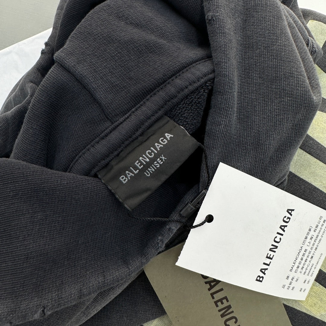 Black Hoodie - FashionHype.xyz