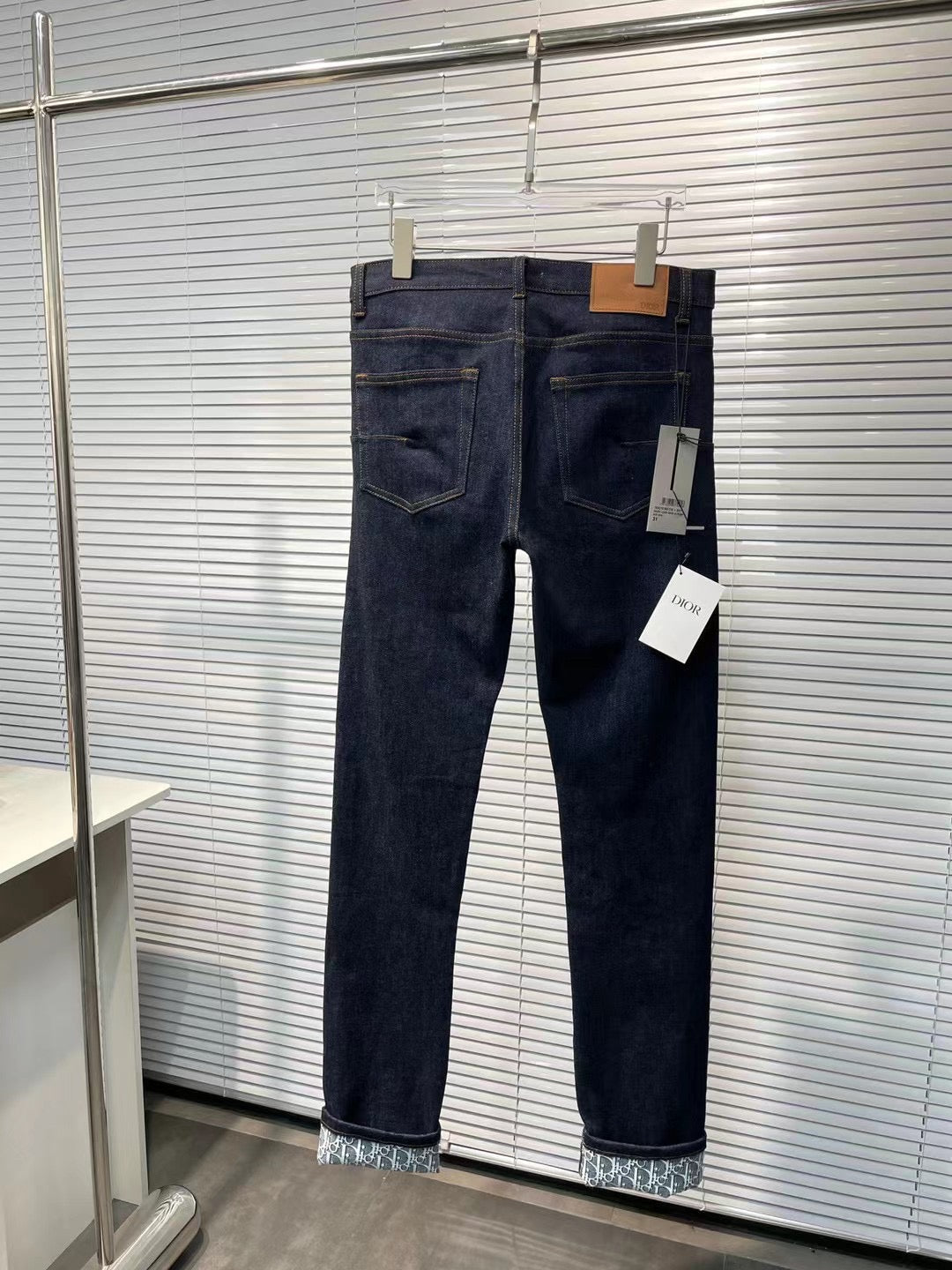 Dunkelblaue Hose - Größe 36