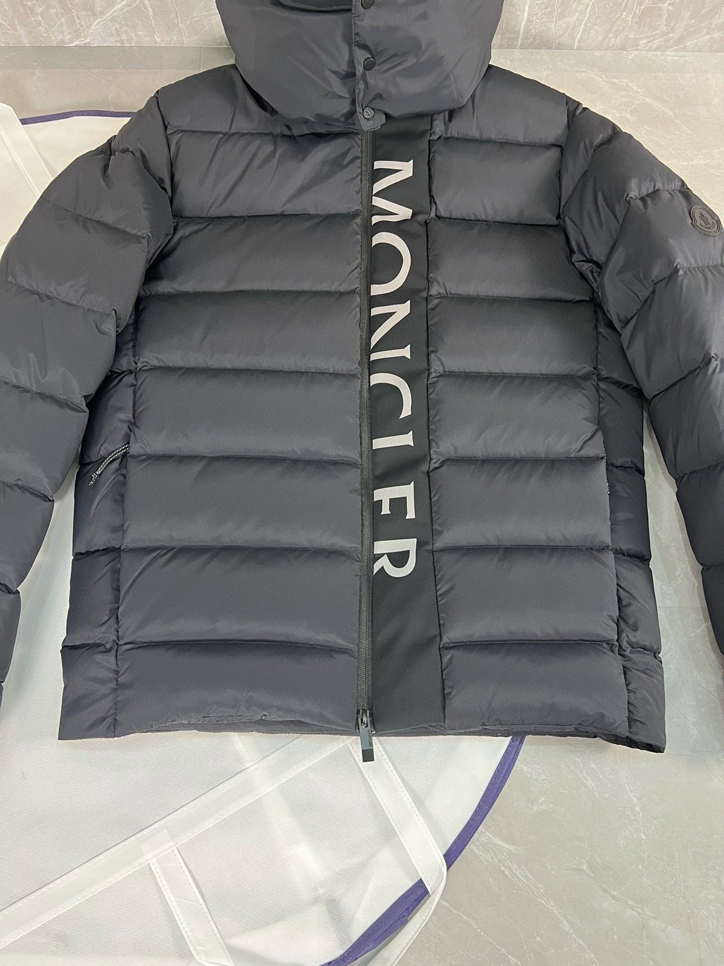 Schwarze Jacke