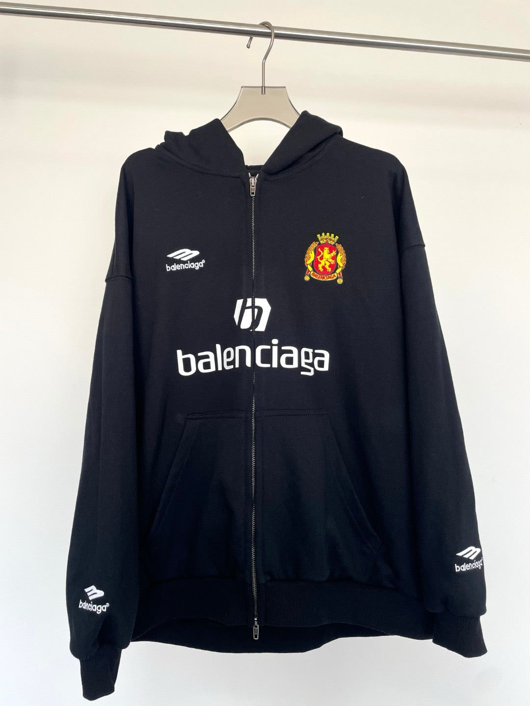 Schwarze Jacke