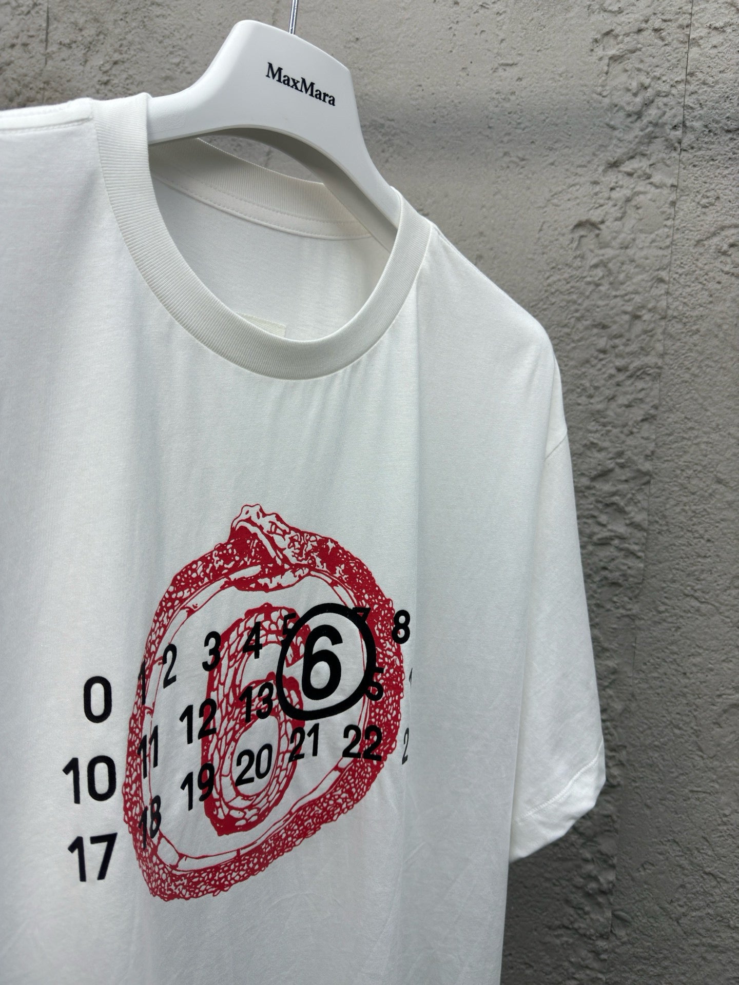 White T-Shirt - FashionHype.xyz