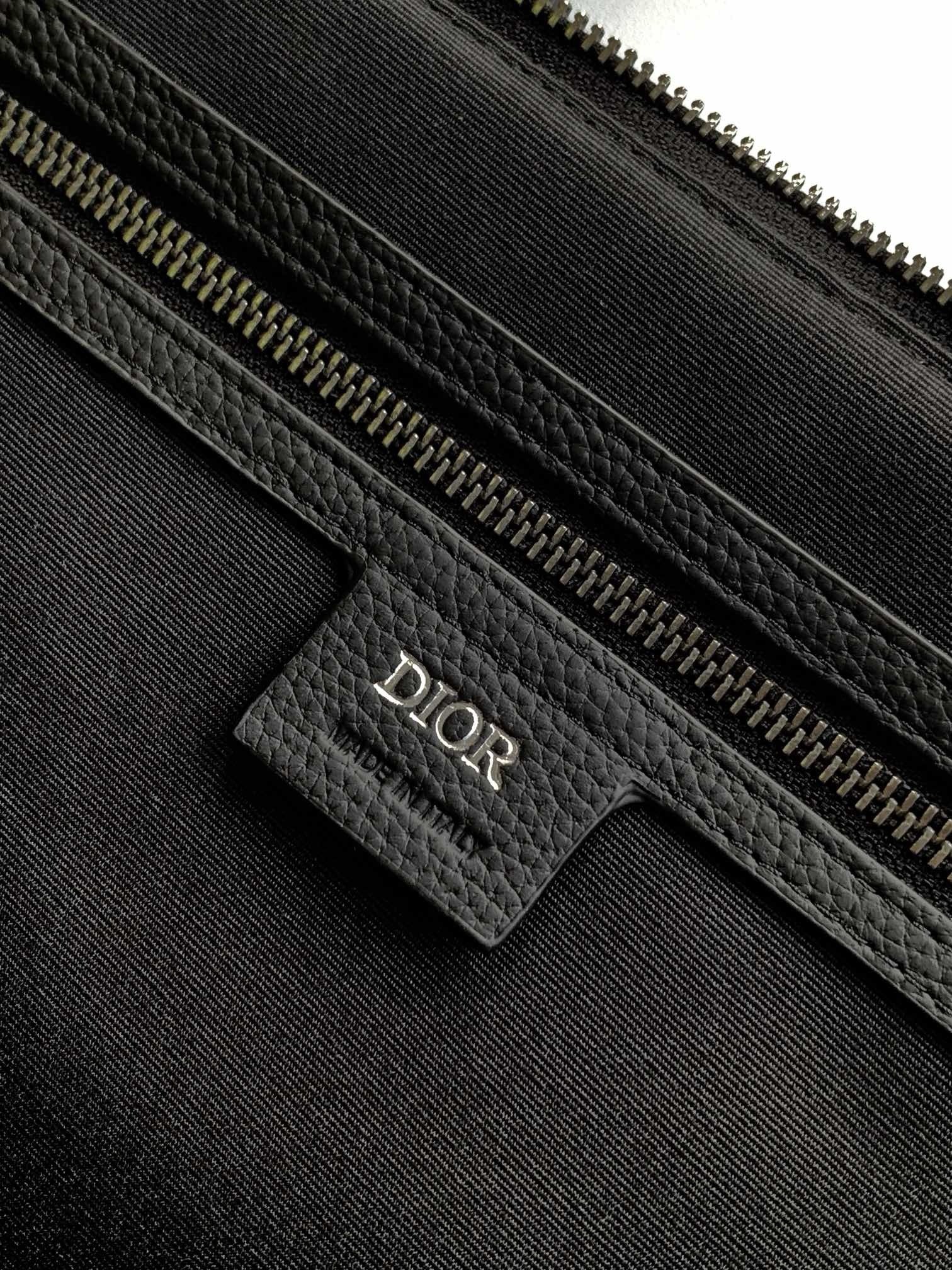Apricot and Black Bag - FashionHype.xyz