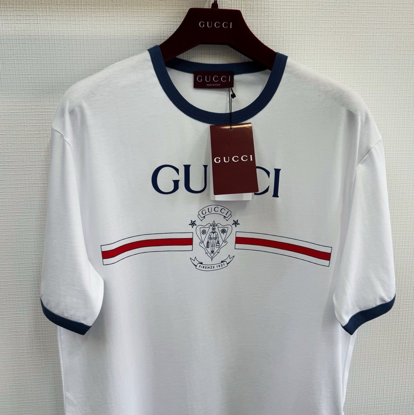 Weißes T-Shirt