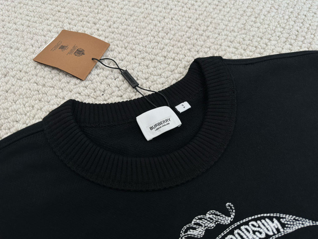 Schwarzes Sweatshirt
