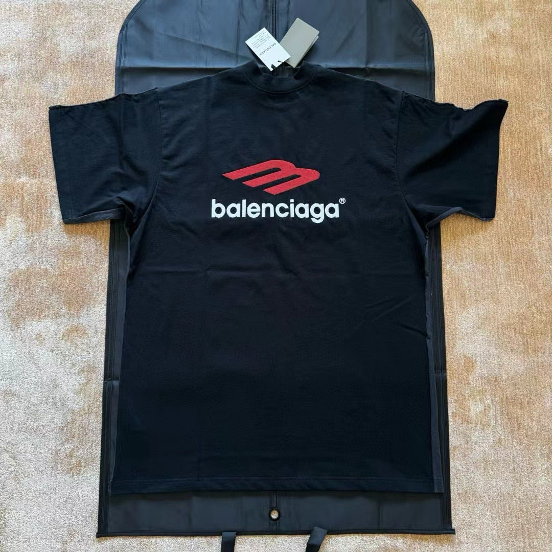 Black T-shirt - FashionHype.xyz