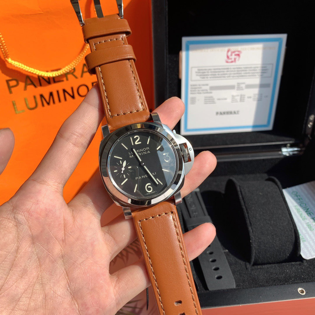Braune Uhr