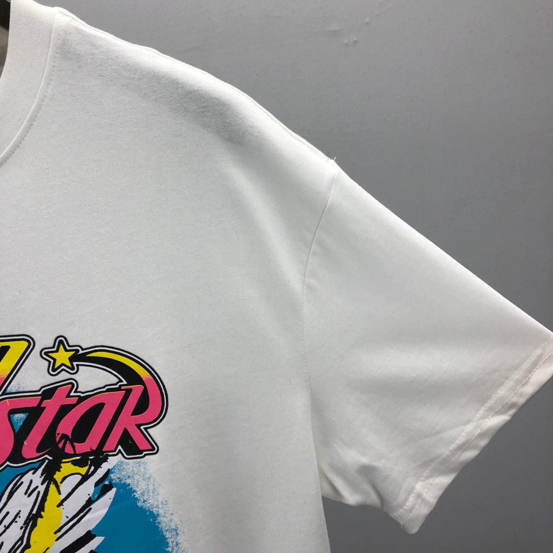 Schwarz-weißes T-Shirt