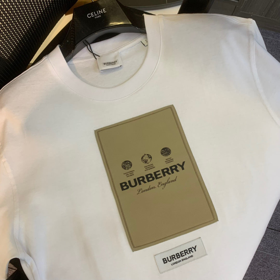 Khaki, Schwarz und Weiß T-Shirt