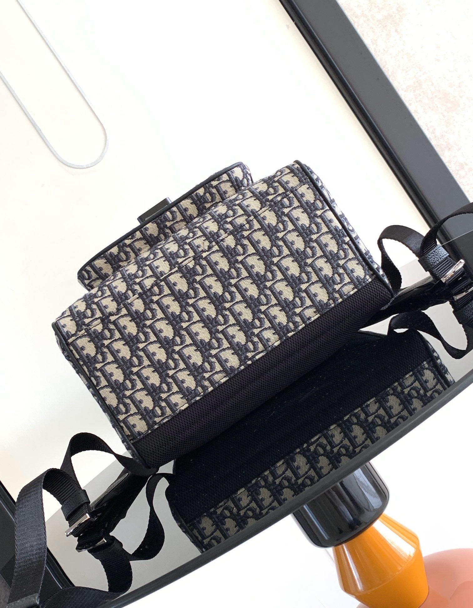 Mehrfarbige Tasche