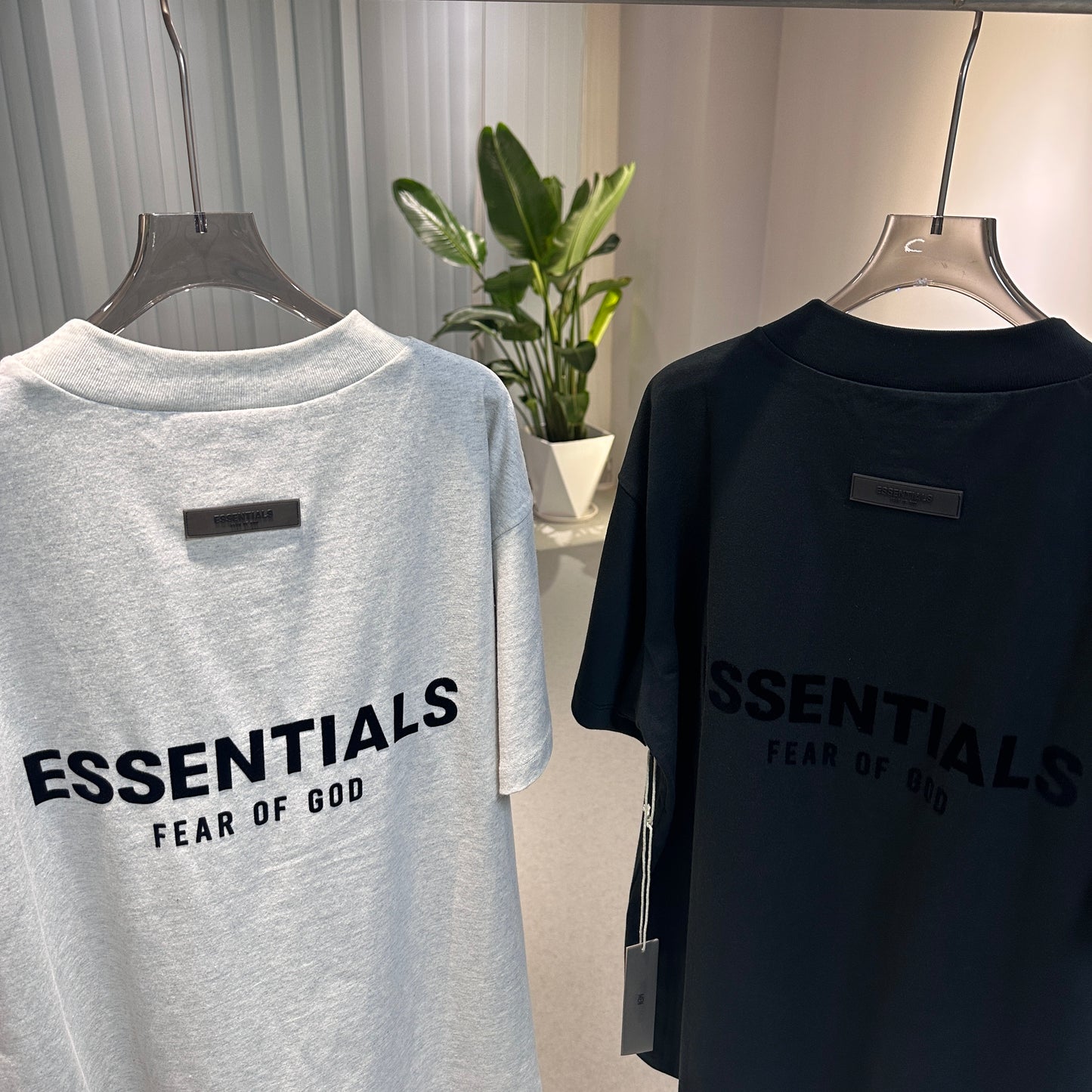 جيرسي رمادي وأبيض وأسود