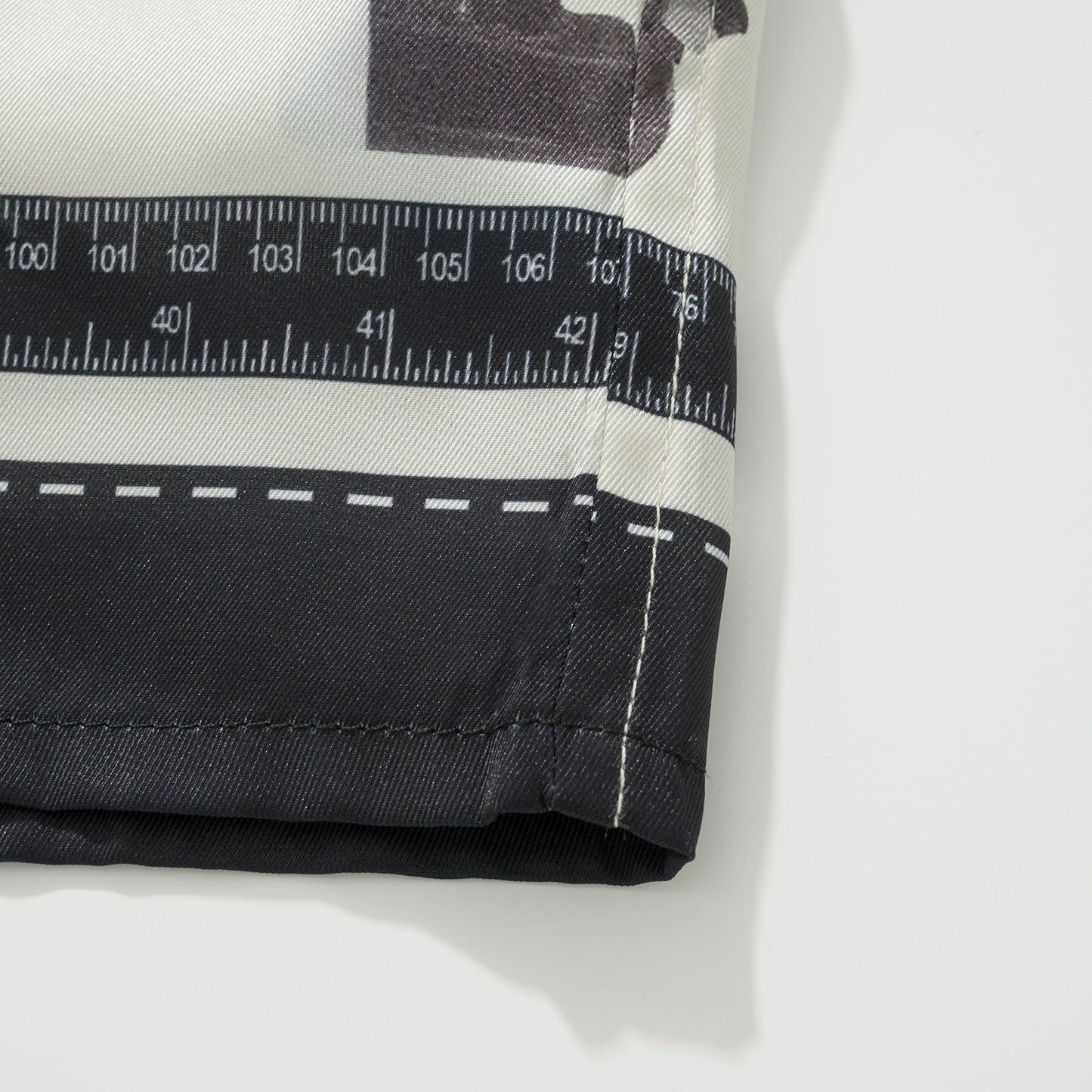 White black Shirt - Size 40