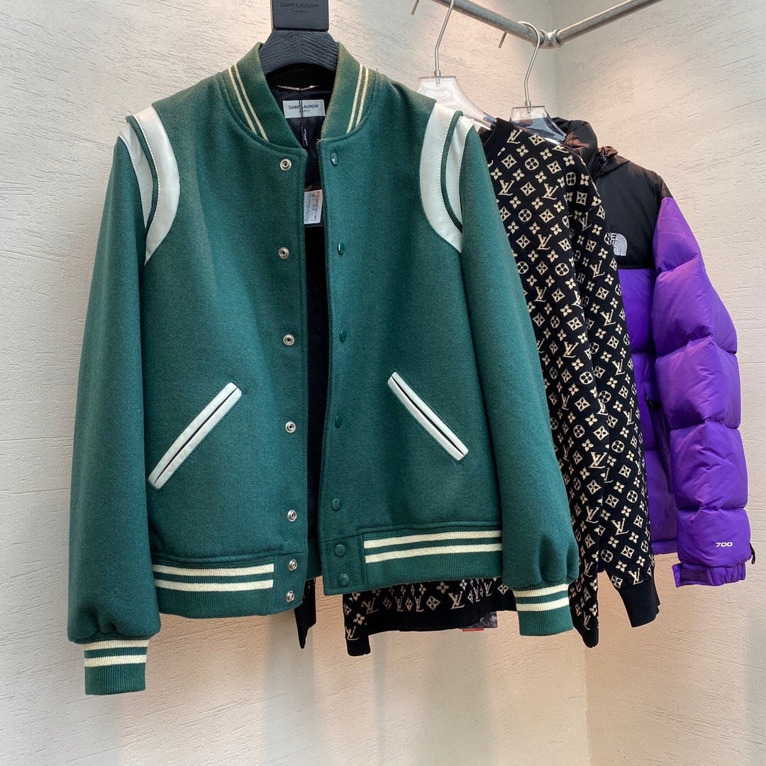 Chaqueta verde blanca