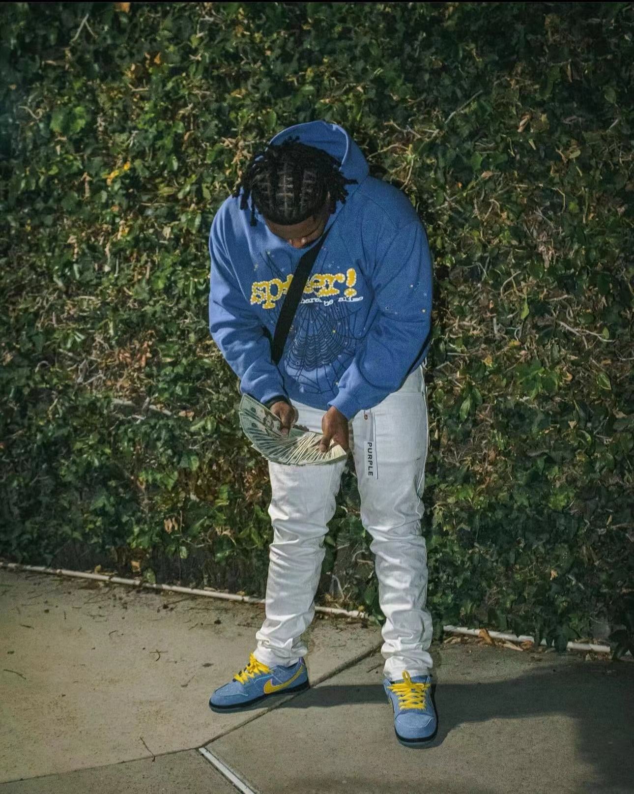 Sudadera con capucha azul