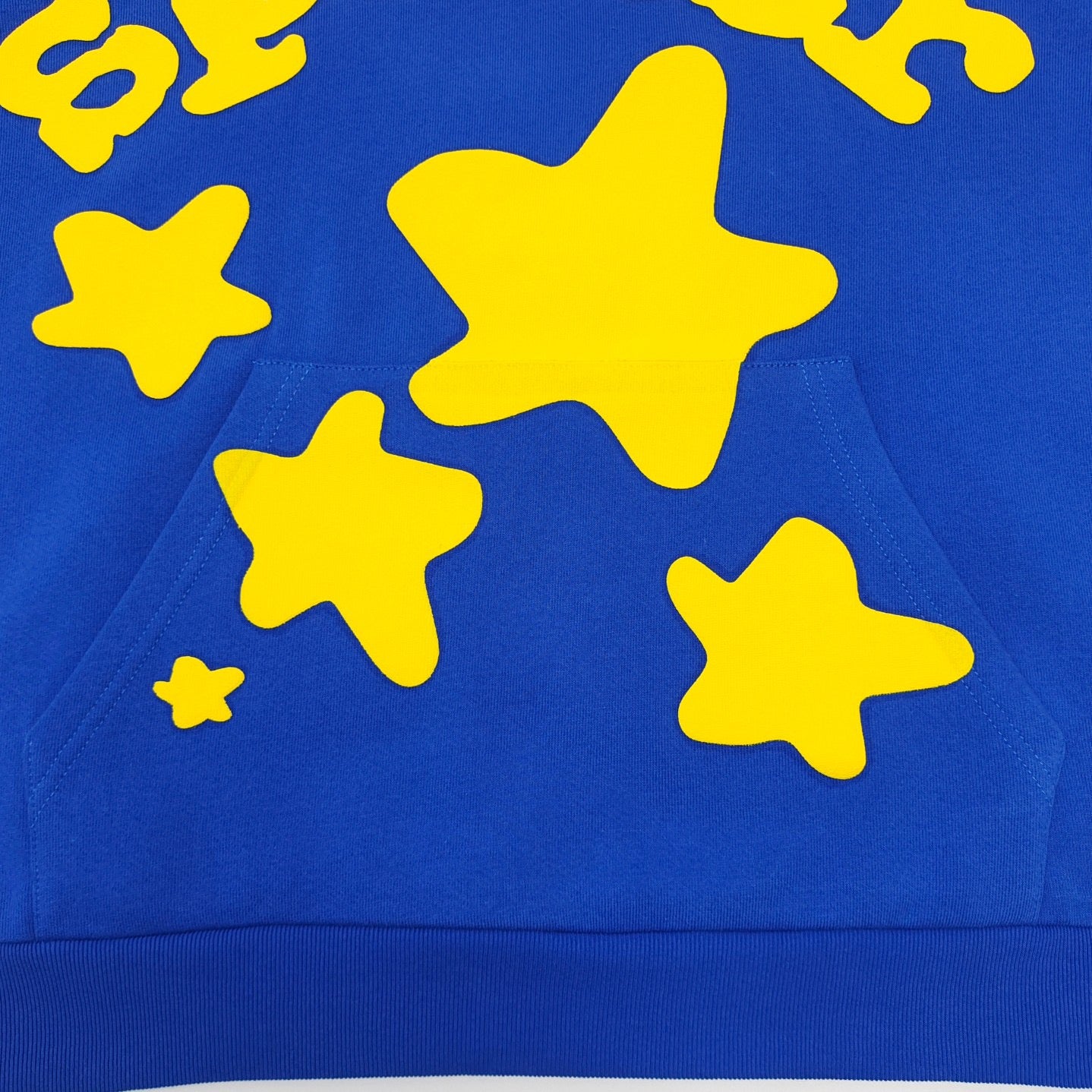 Blauer Hoodie