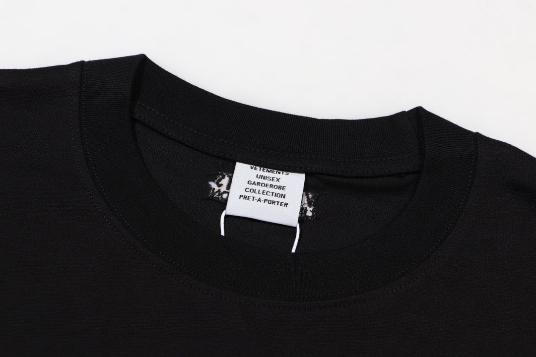 Black T-Shirt - FashionHype.xyz
