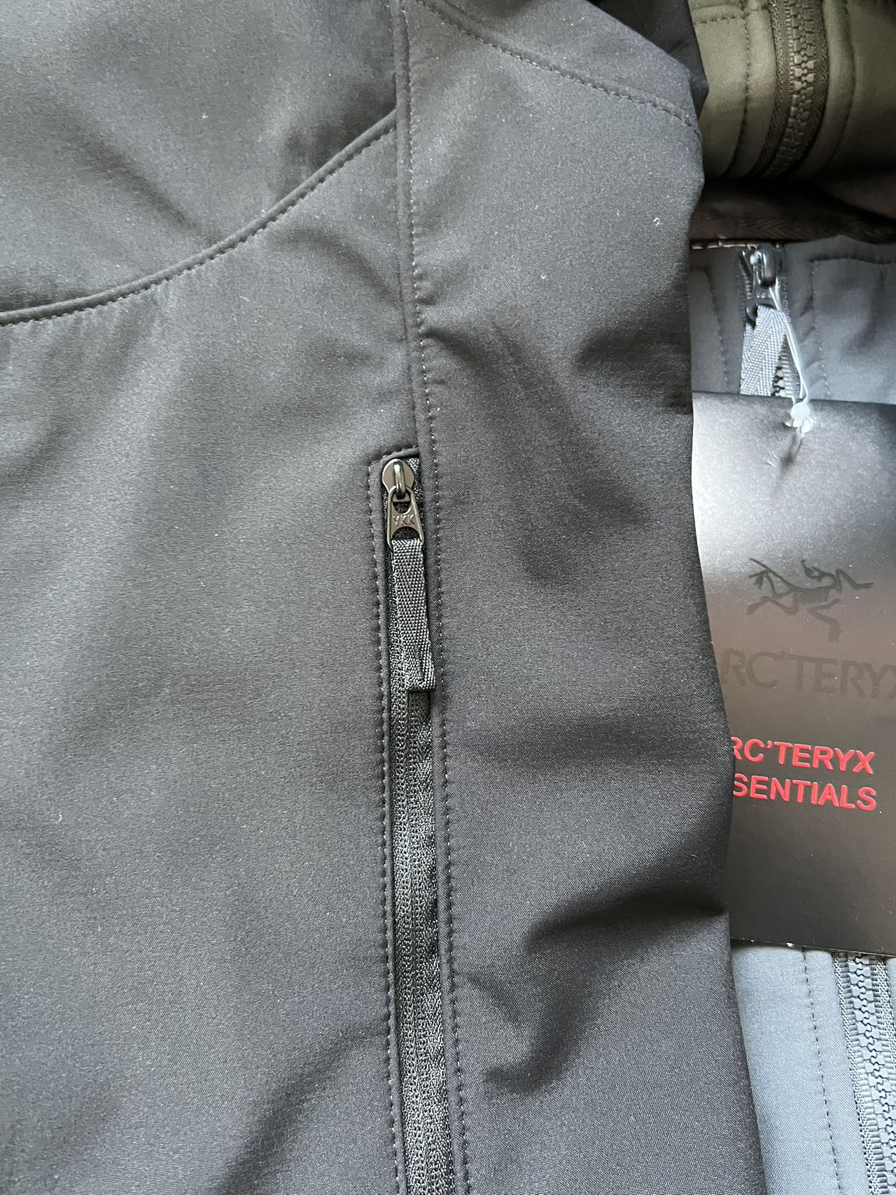 Mehrfarbige Jacke