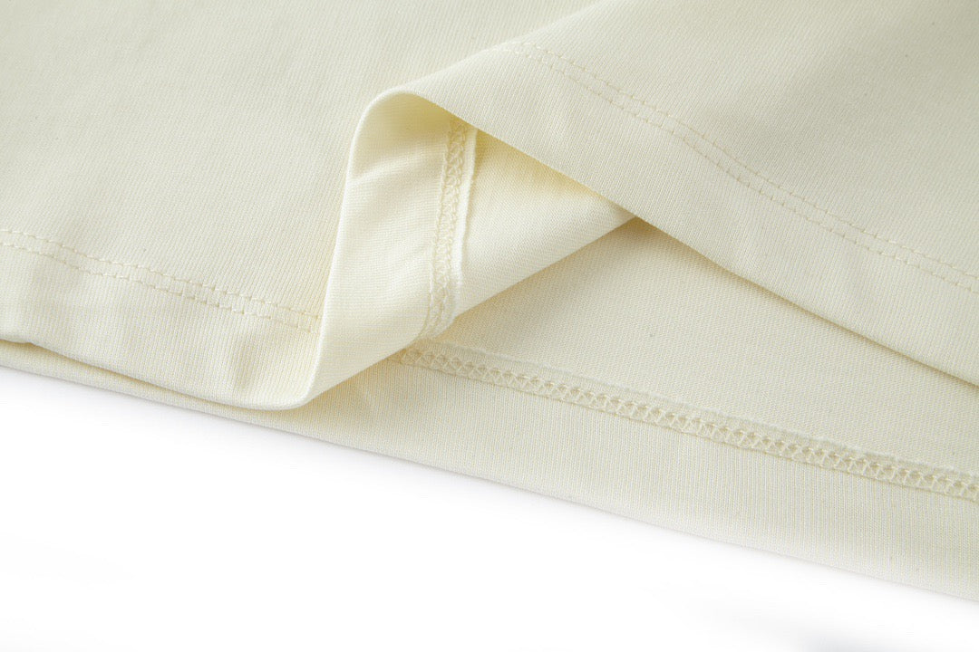 White T-shirt - FashionHype.xyz
