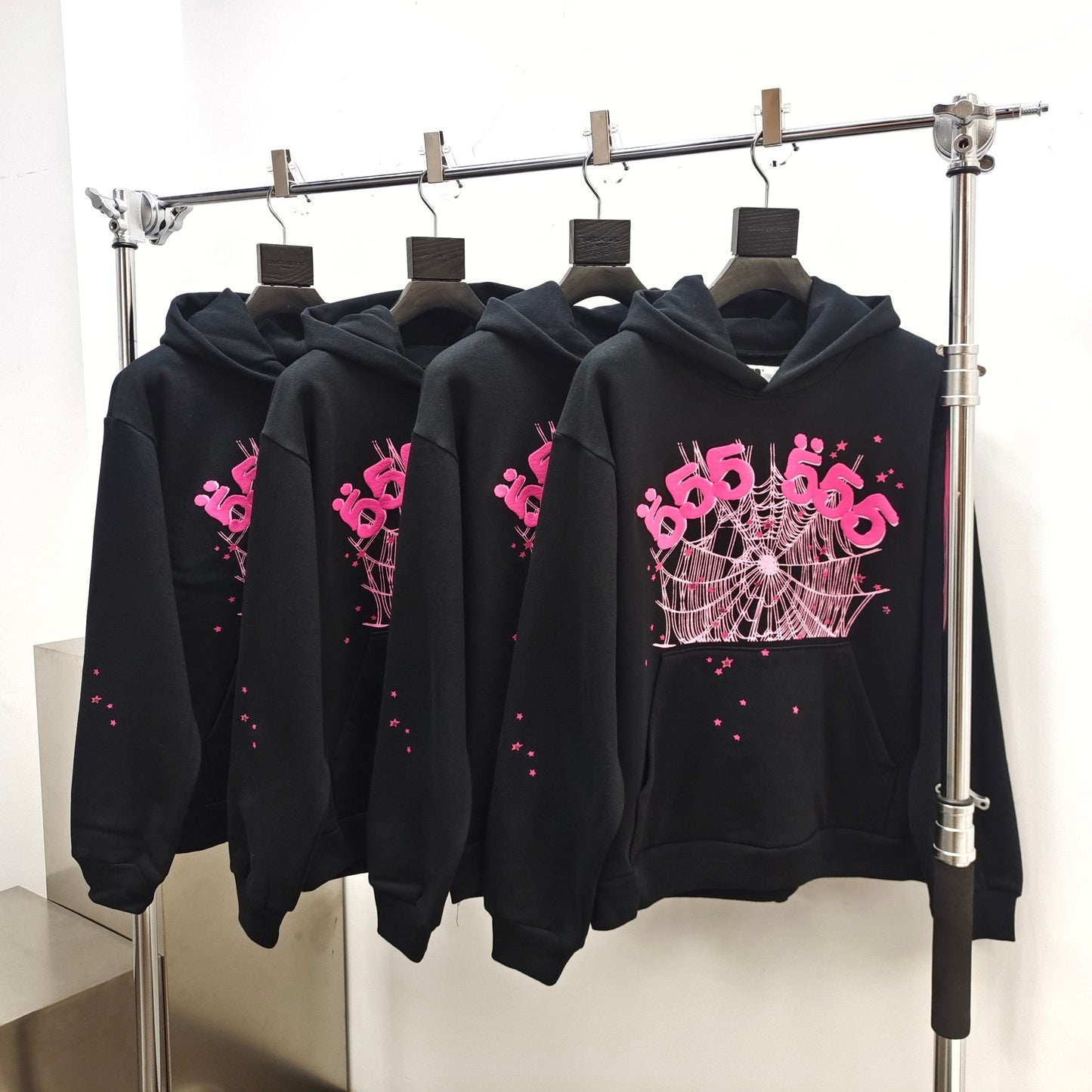 Schwarzer Hoodie
