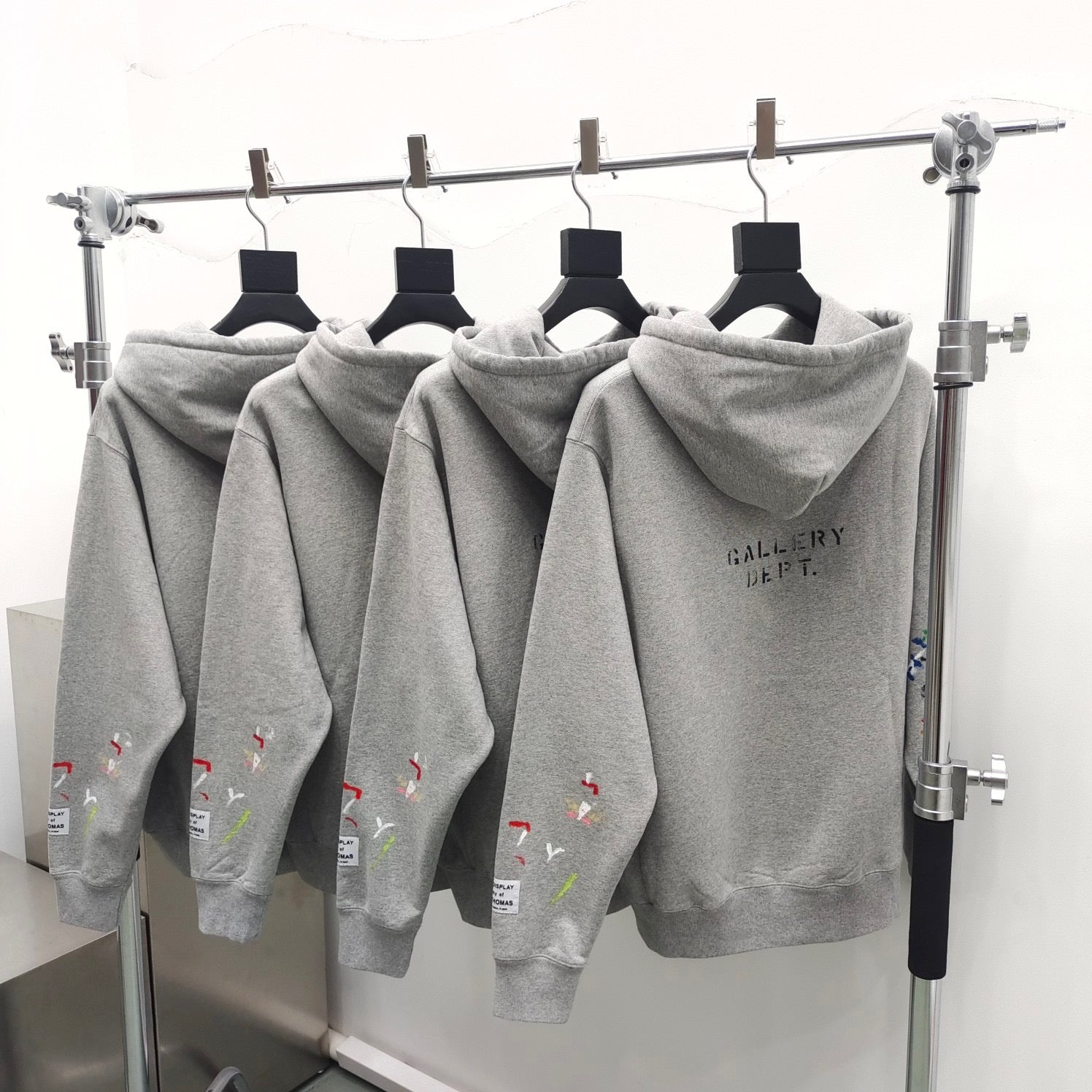 Grauer Hoodie