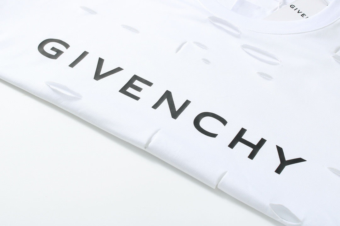 Black and White T-shirt - FashionHype.xyz