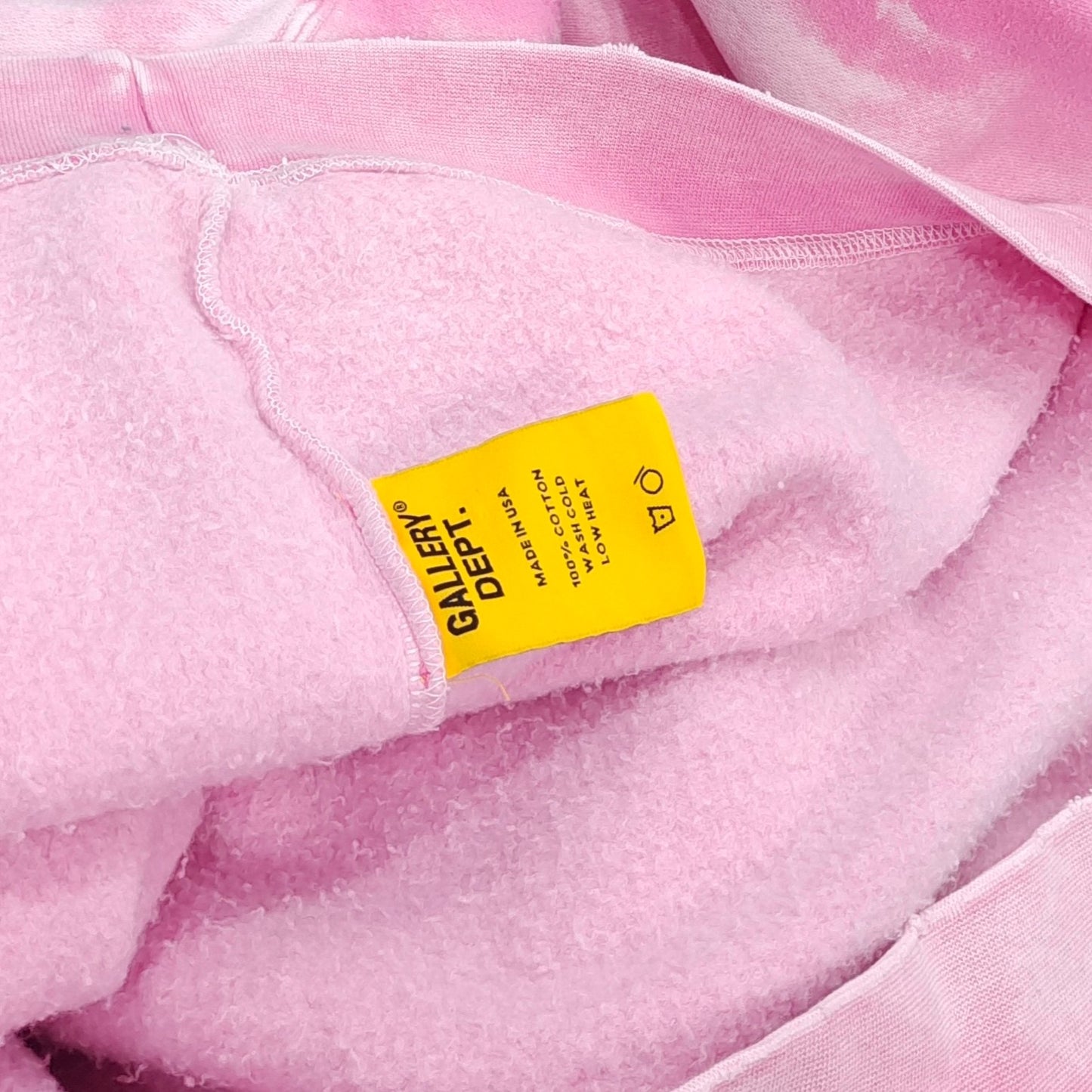 هودي أصفر ووردي