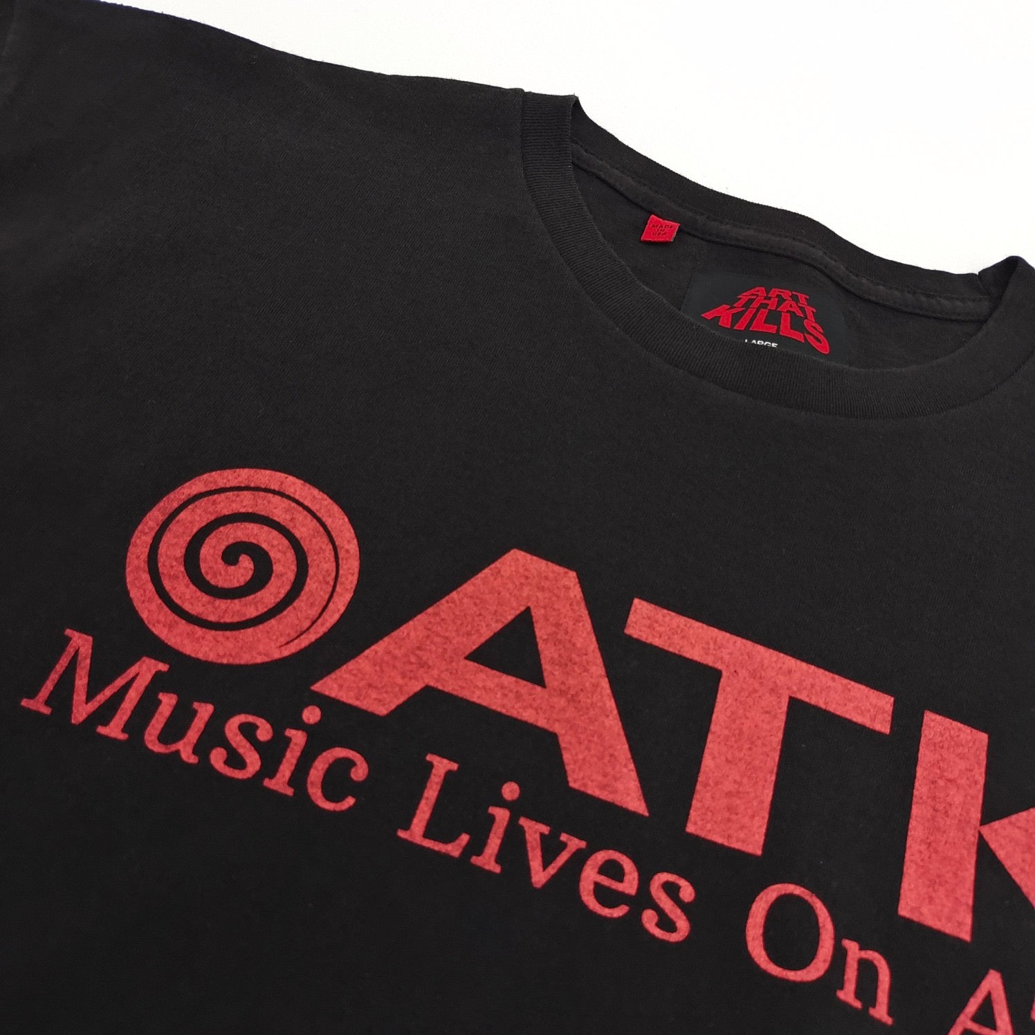 Black T-shirt - FashionHype.xyz
