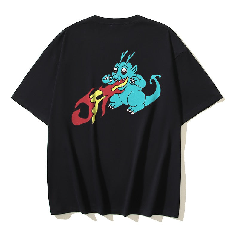 Graues, schwarzes und weißes T-Shirt
