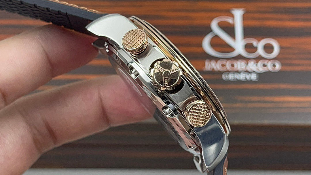 Braune Uhr