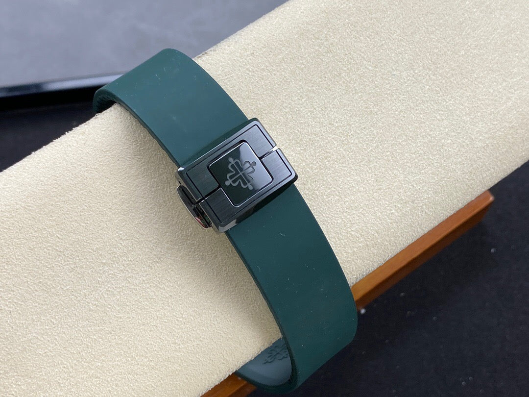 Grüne Uhr
