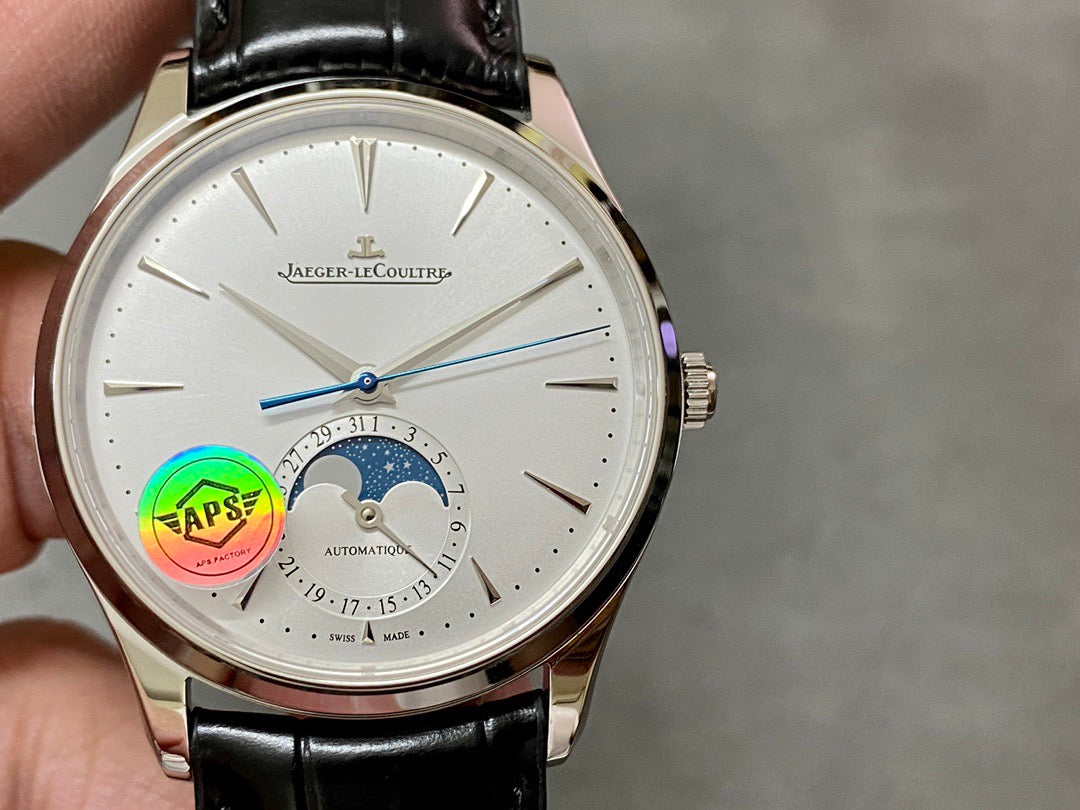 Schwarze Uhr