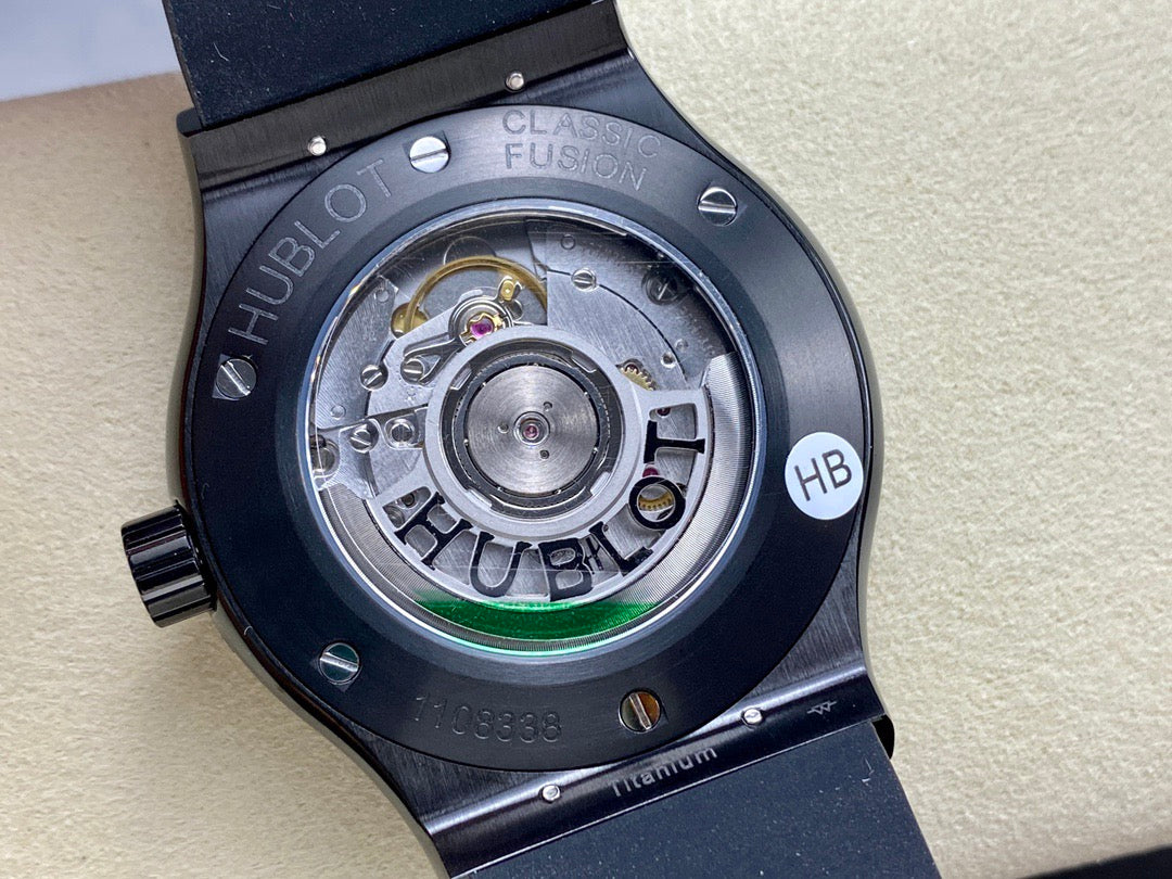 Schwarze Uhr